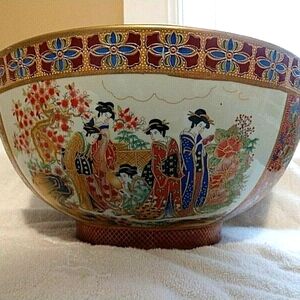 Chinese Export 'Canton Famille Rose' or 'Rose Medallion HUGE Bowl Antique 1840s